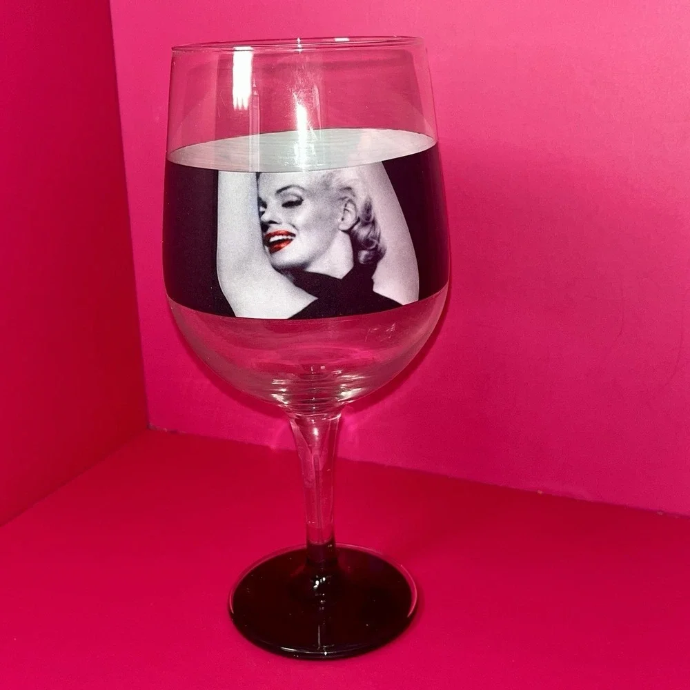 Marilyn Monroe‎ Oversized Wine Glass 24oz NIP